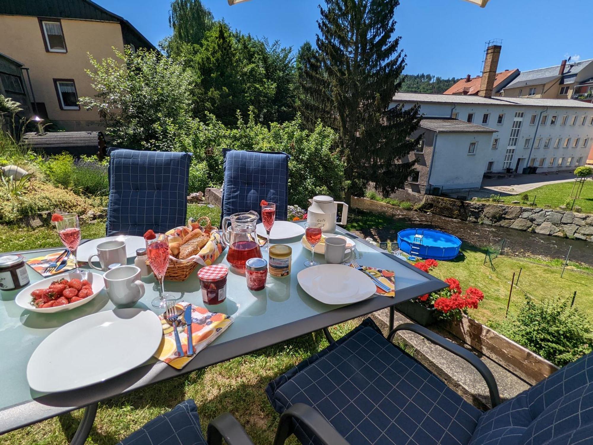 סבניץ Famzi - Urlaubsmagie - Familienwohnung Mit Gemeinschaftsgarten, -Sauna & -Pool מראה חיצוני תמונה
